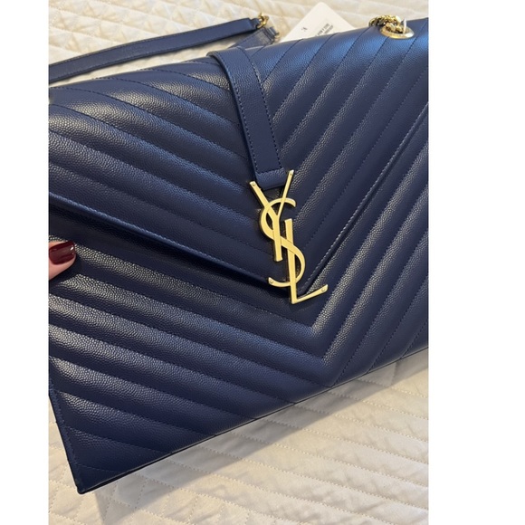 YSL - Picture 2 of 11